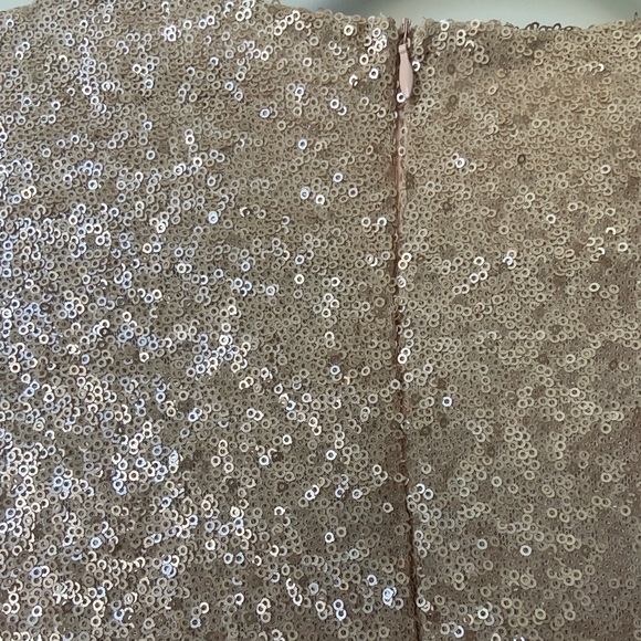 Gold Deep V Romper - Picture 5 of 6